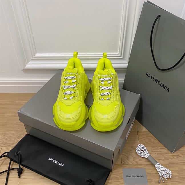 BALENCIAGA MEN'S TRIPLE S SNEAKER CLEAR SOLE - BB185