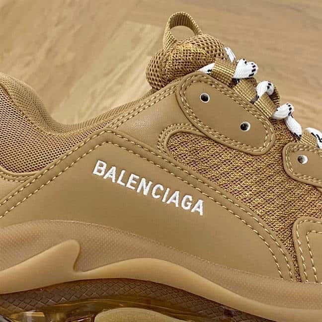 BALENCIAGA MEN'S TRIPLE S SNEAKER CLEAR SOLE - BB184