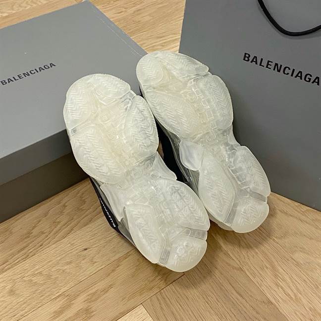 BALENCIAGA MEN'S TRIPLE S SNEAKER CLEAR SOLE - BB200