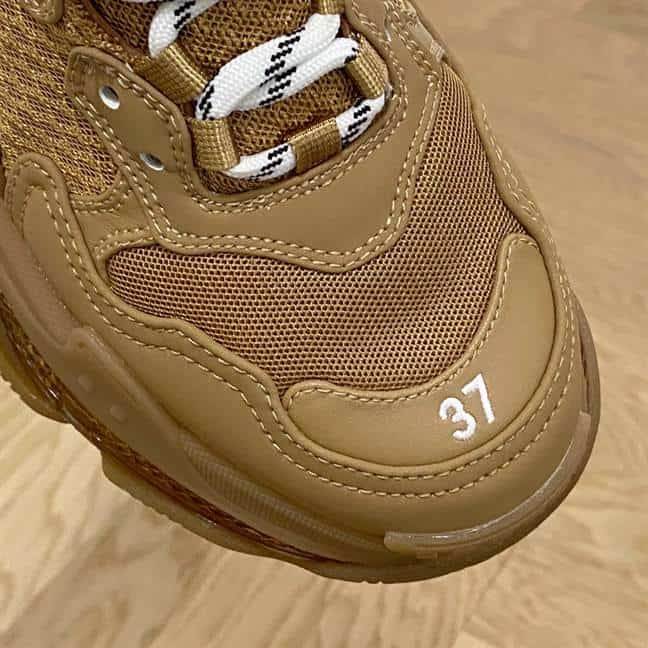 BALENCIAGA MEN'S TRIPLE S SNEAKER CLEAR SOLE - BB184