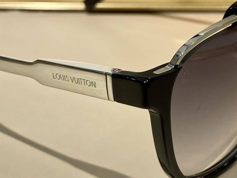 LV SUNGLASSES - GLVT06