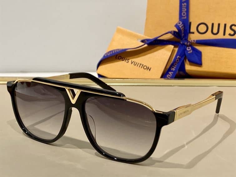 LV SUNGLASSES - GLVT04