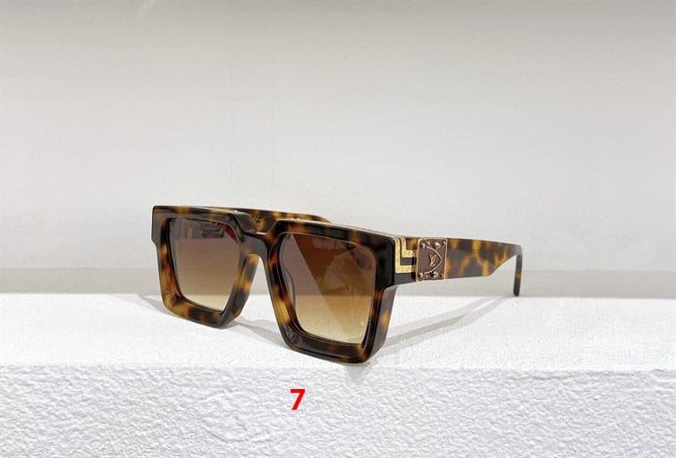 LV SUNGLASSES - GLVT24