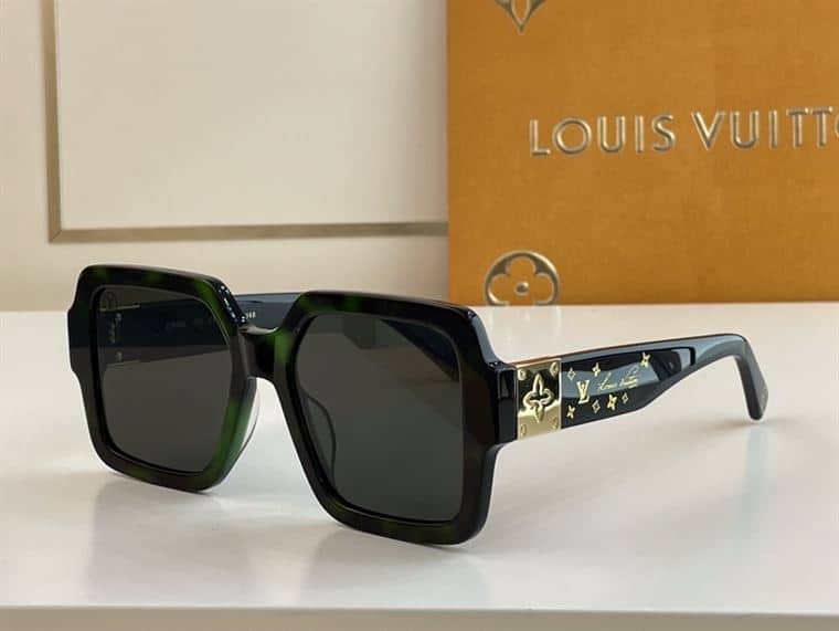LV SUNGLASSES - GLVT27