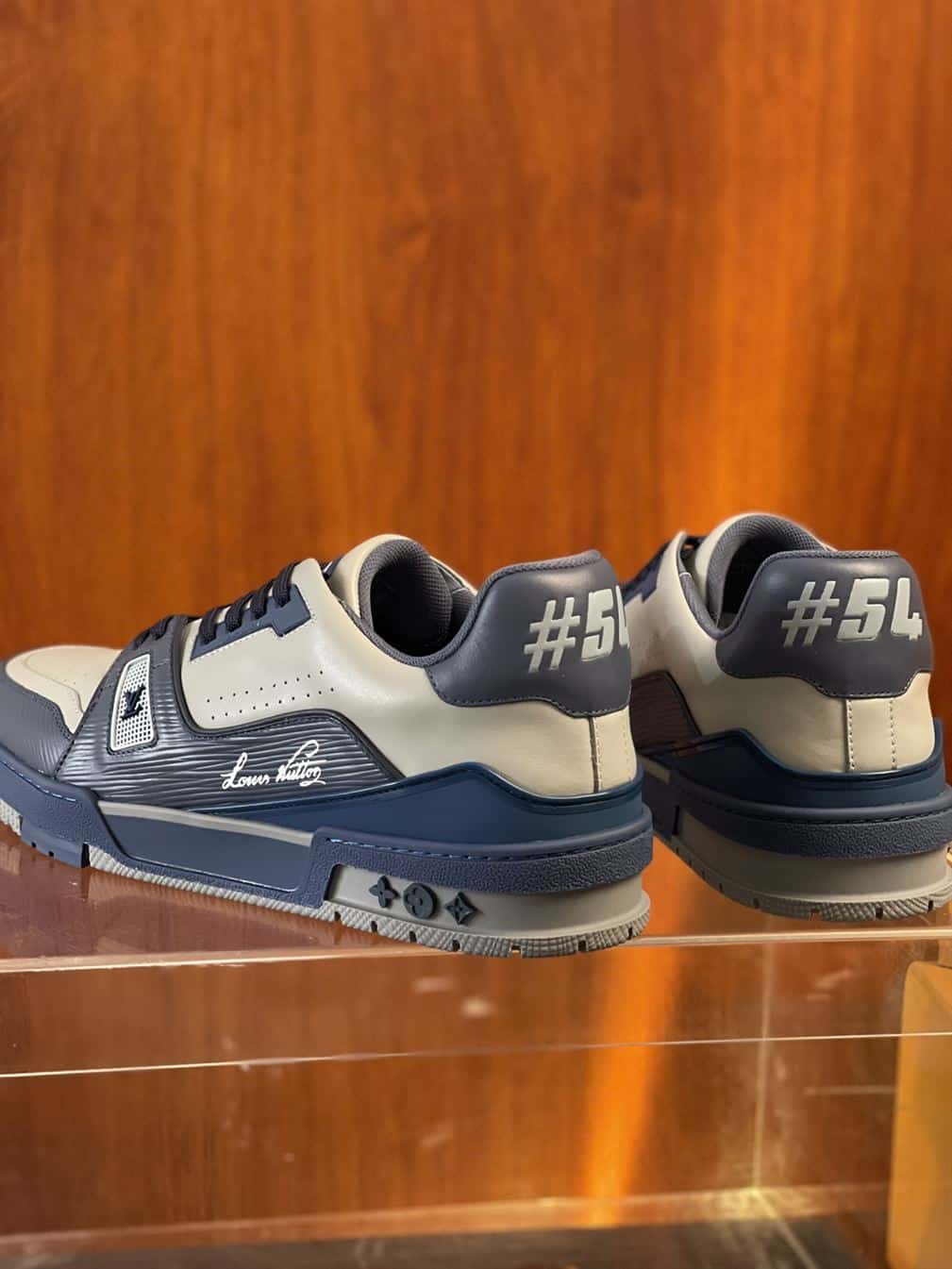 LOUIS VUITTON TRAINER SNEAKER - LSVT287