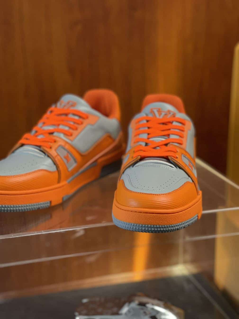 LOUIS VUITTON TRAINER SNEAKER - LSVT289