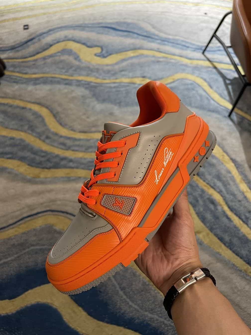 LOUIS VUITTON TRAINER SNEAKER - LSVT289