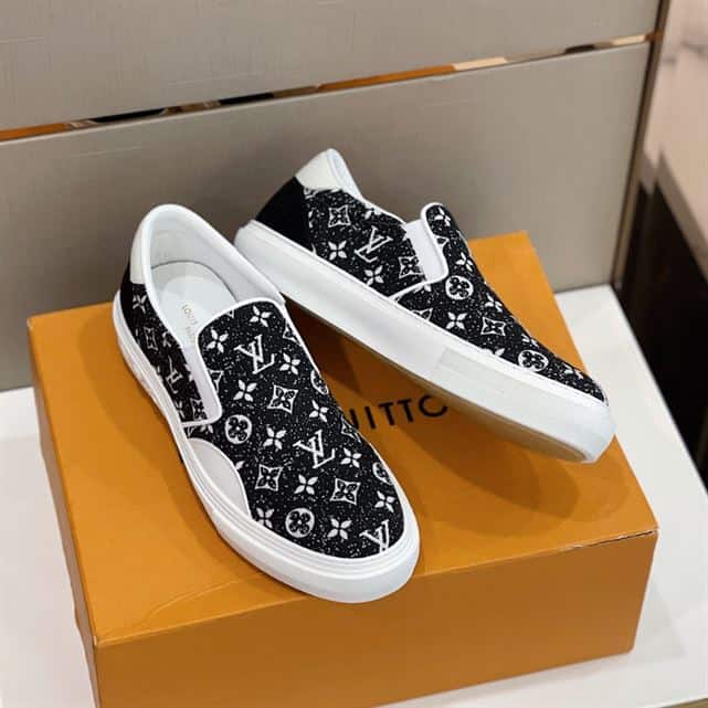 LOUIS VUITTON TRAINER SNEAKER - LSVT291
