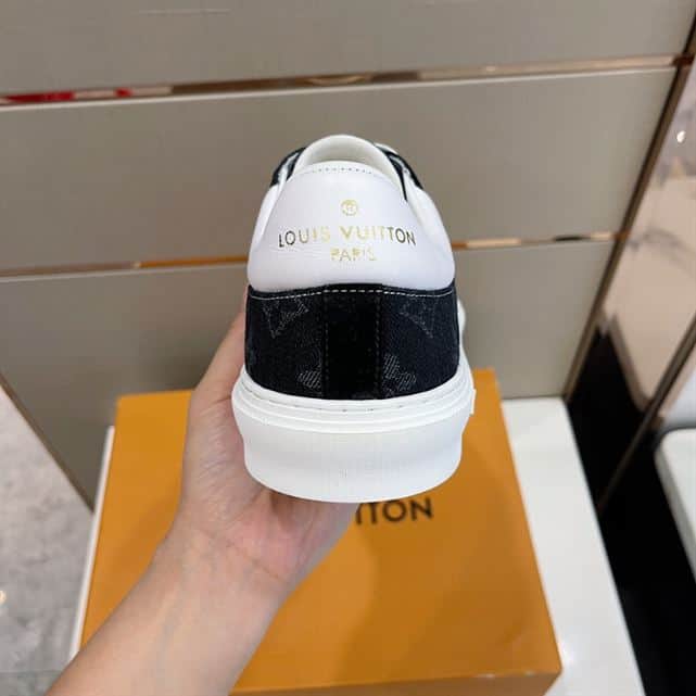 LOUIS VUITTON TRAINER SNEAKER - LSVT298