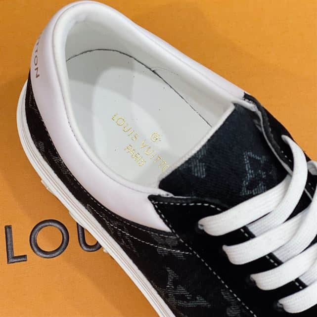 LOUIS VUITTON TRAINER SNEAKER - LSVT298