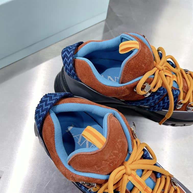 LOUIS VUITTON SNEAKER - LSVT321