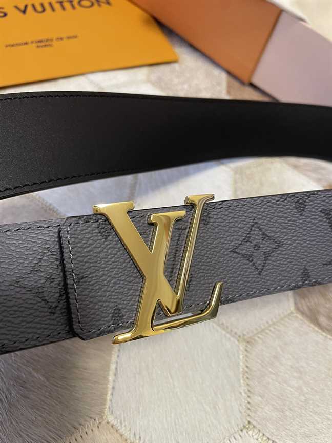 LOUIS VUITTON 3 STEPS 40MM REVERSIBLE BELT - B169