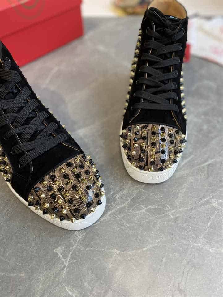 CHRISTIAN LOUBOUTIN HIGH TOP SNEAKER - CL150