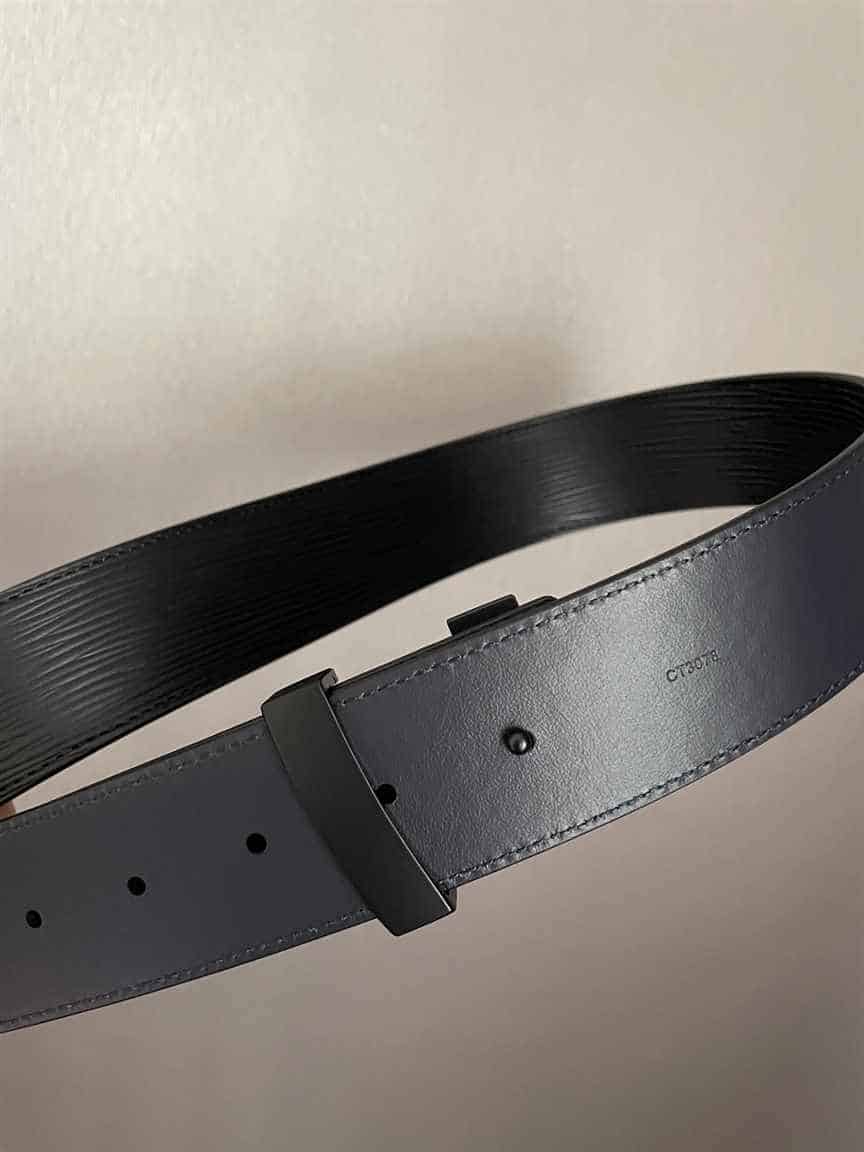 LOUIS VUITTON INITIALES 40MM BELT - B160