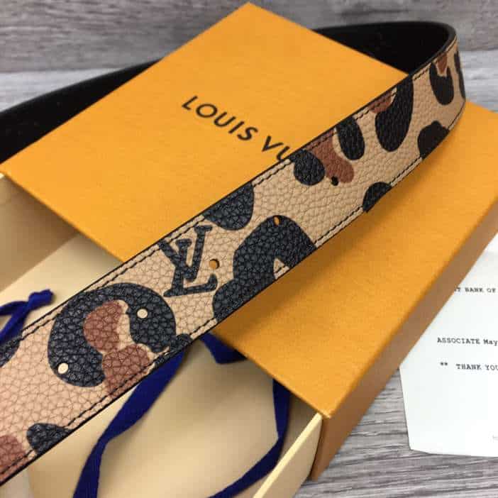 LOUIS VUITTON HEART BELT - B174