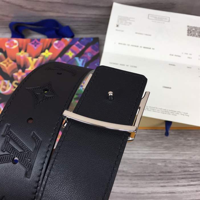 LOUIS VUITTON DIAMOND 40MM REVERSIBLE BELT - B171