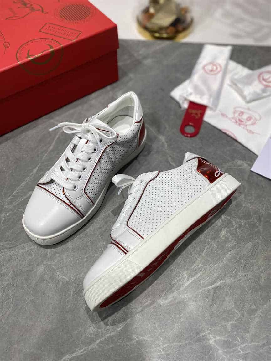 CHRISTIAN LOUBOUTIN LOW TOP SNEAKER - CL149