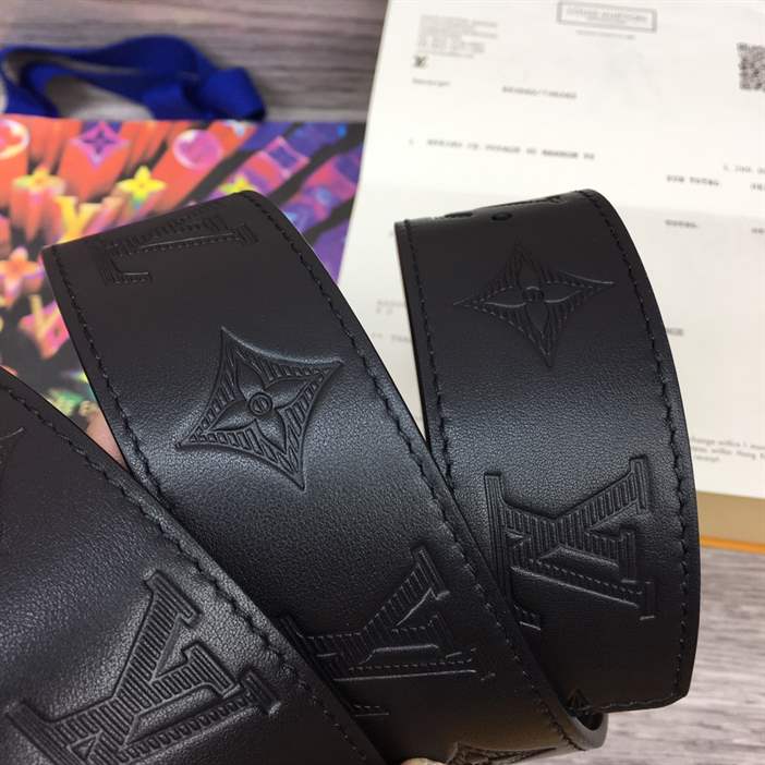 LOUIS VUITTON DIAMOND 40MM REVERSIBLE BELT - B172