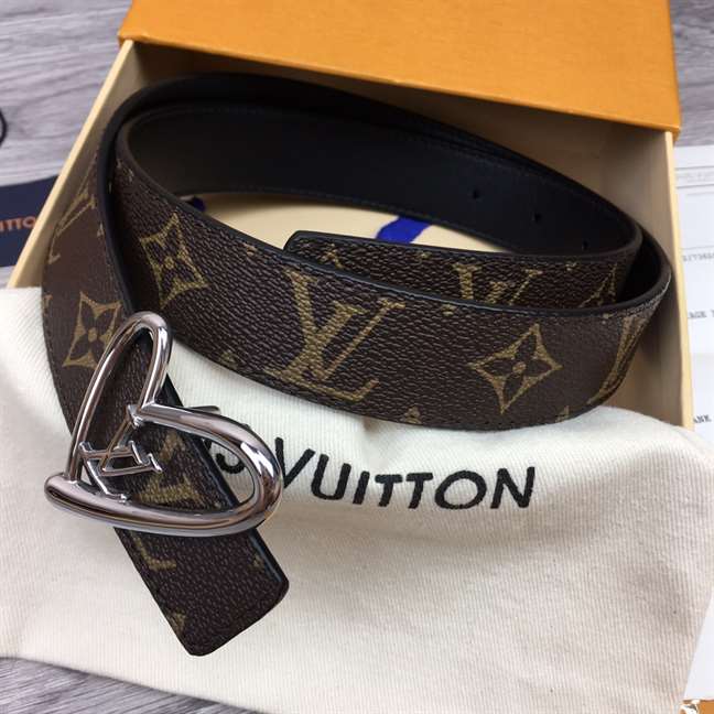 LOUIS VUITTON ICONIC 30MM REVERSIBLE BELT - B186