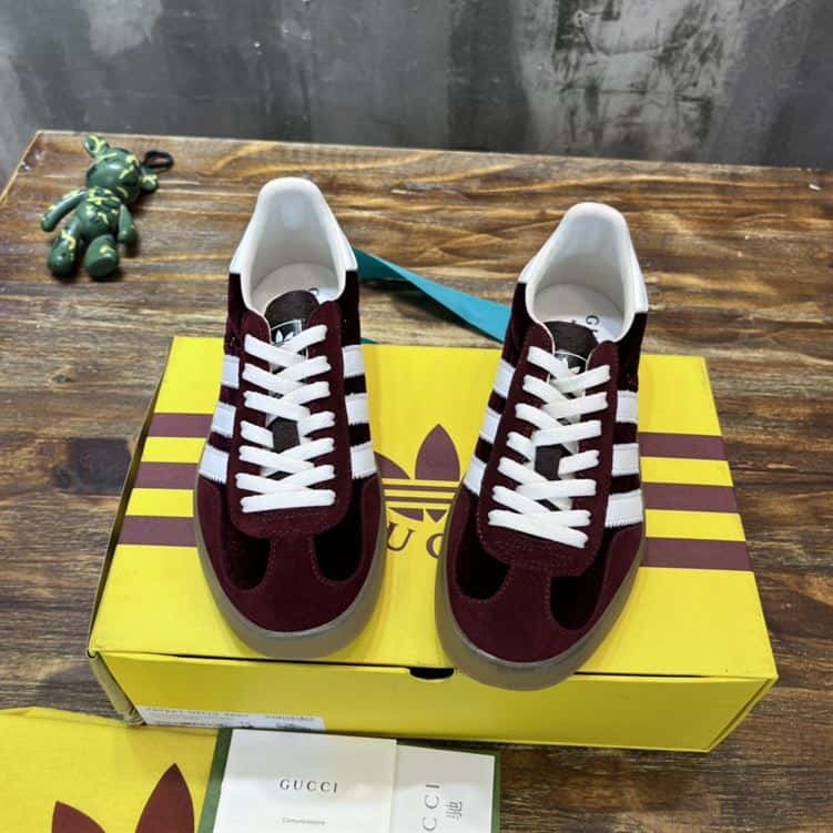 GUCCI GAZELLE SNEAKER - GC109