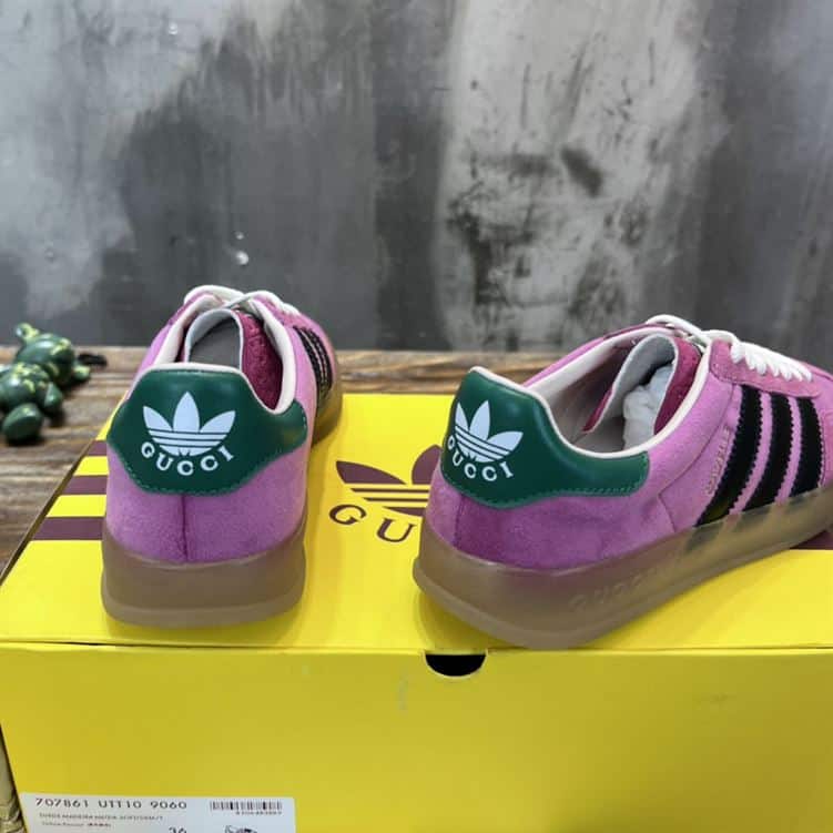 GUCCI GAZELLE SNEAKER - GC110