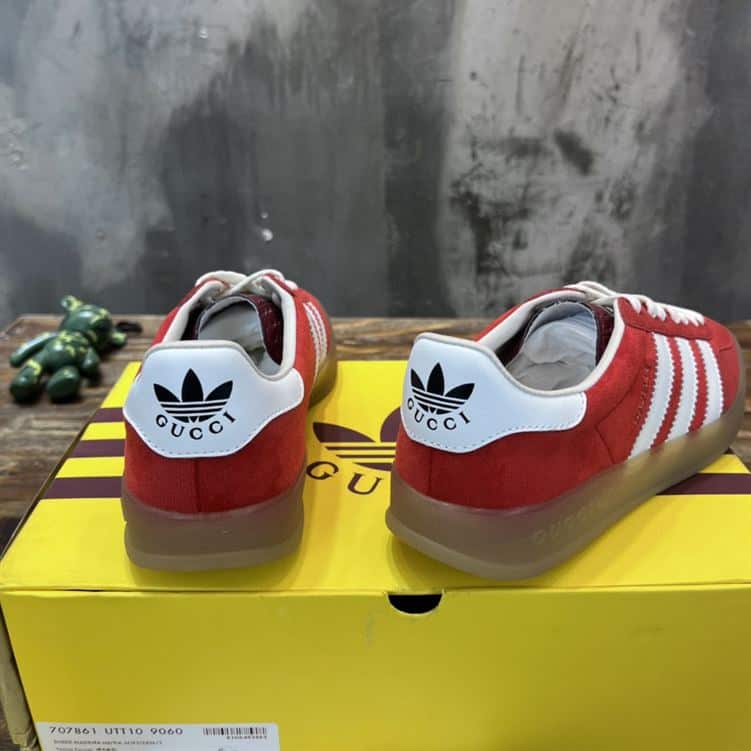 GUCCI GAZELLE SNEAKER - GC112