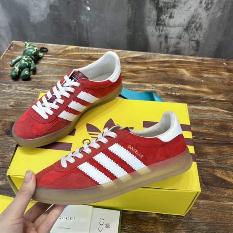 GUCCI GAZELLE SNEAKER - GC112