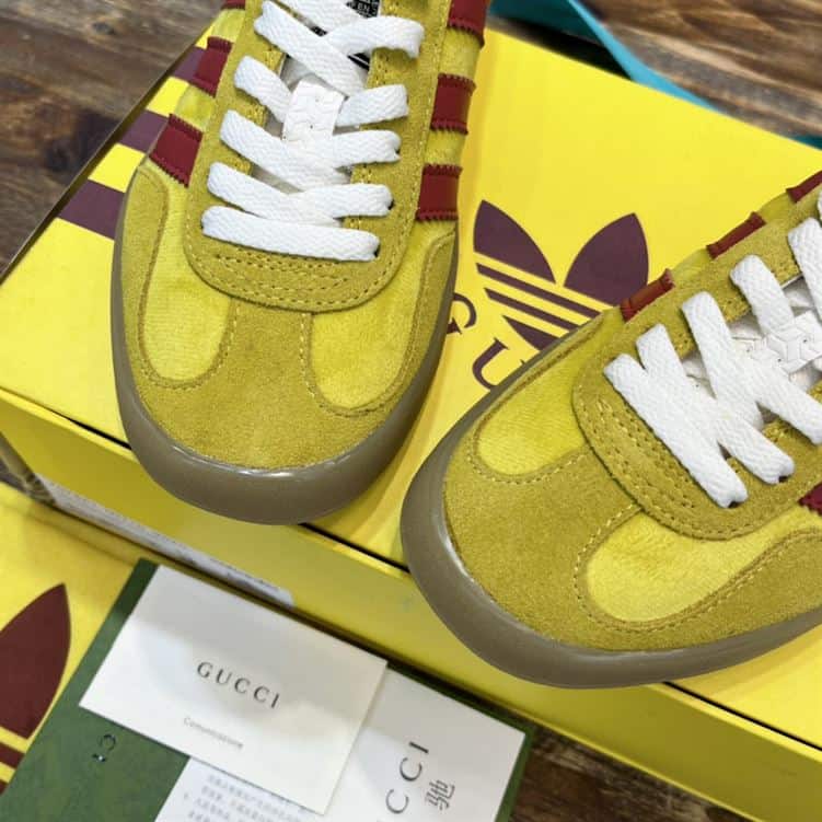 GUCCI GAZELLE SNEAKER - GC116