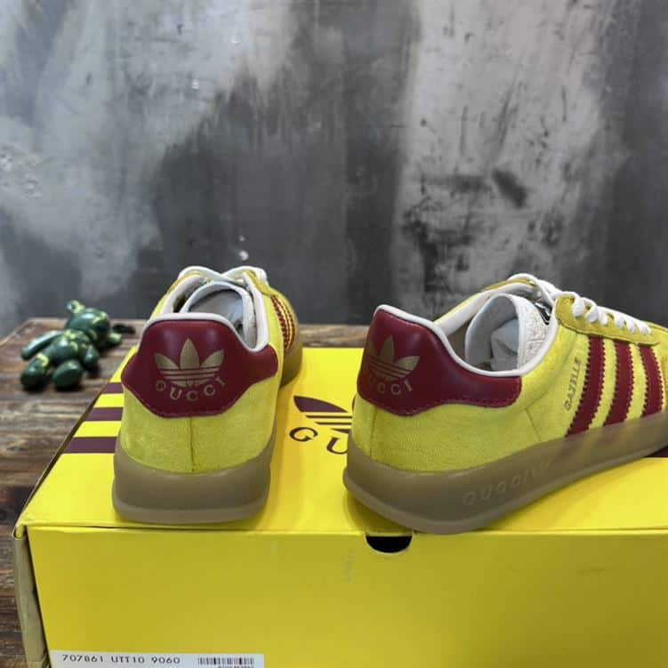 GUCCI GAZELLE SNEAKER - GC116