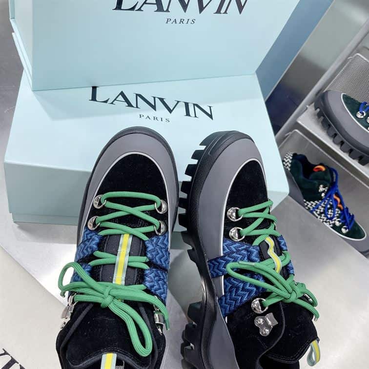 LOUIS VUITTON SNEAKER - LSVT323