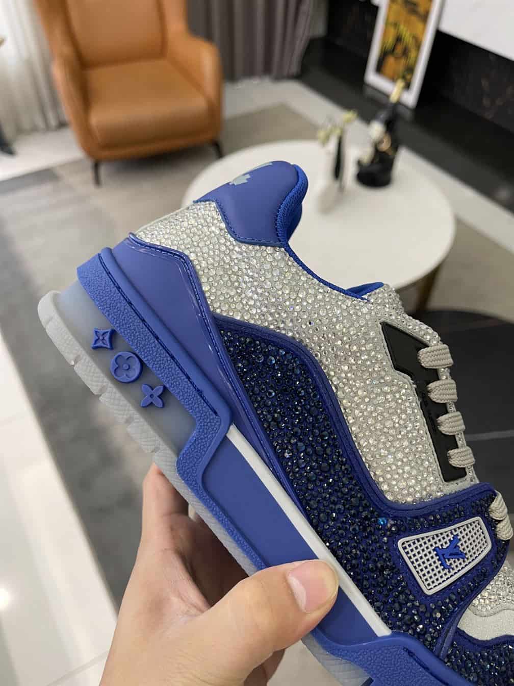 LOUIS VUITTON TRAINER SNEAKER - LSVT308