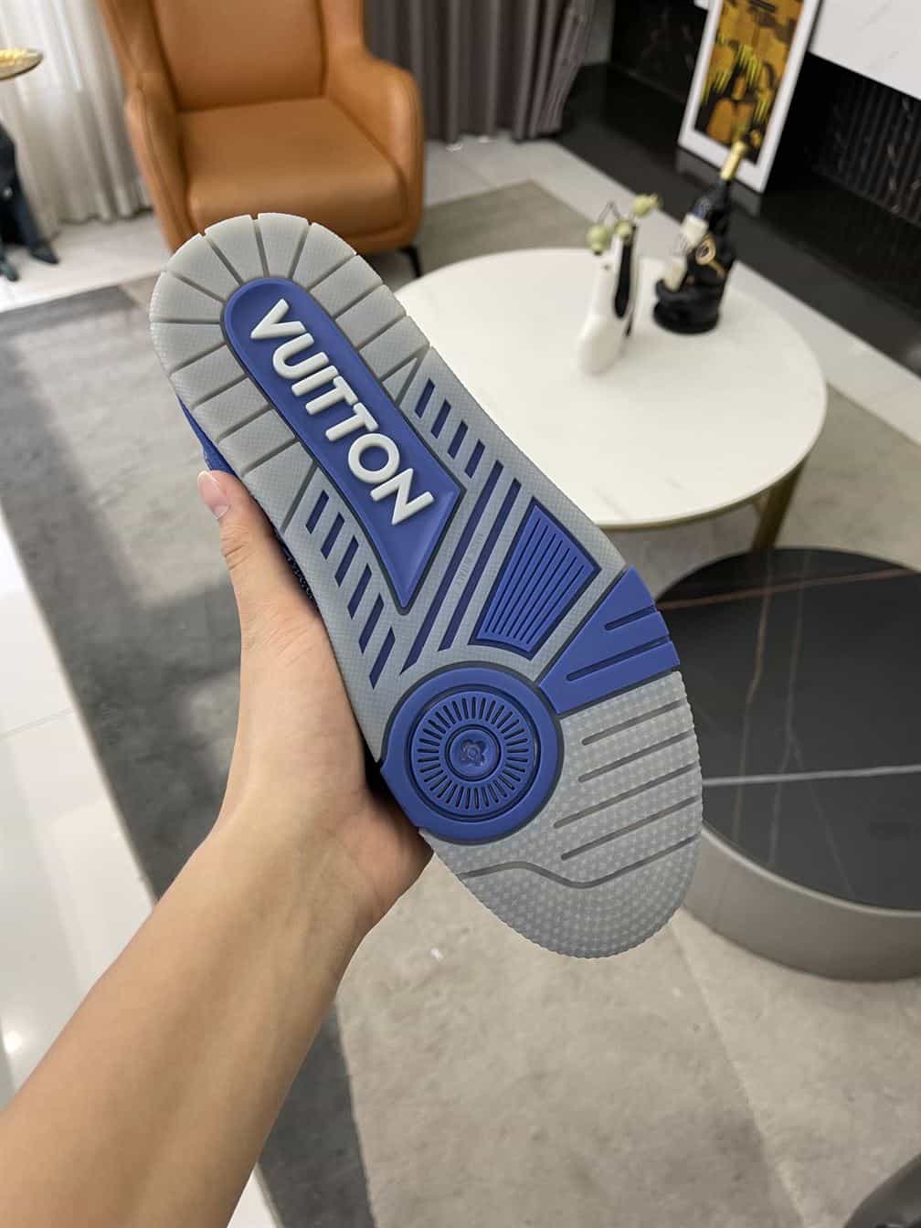 LOUIS VUITTON TRAINER SNEAKER - LSVT308