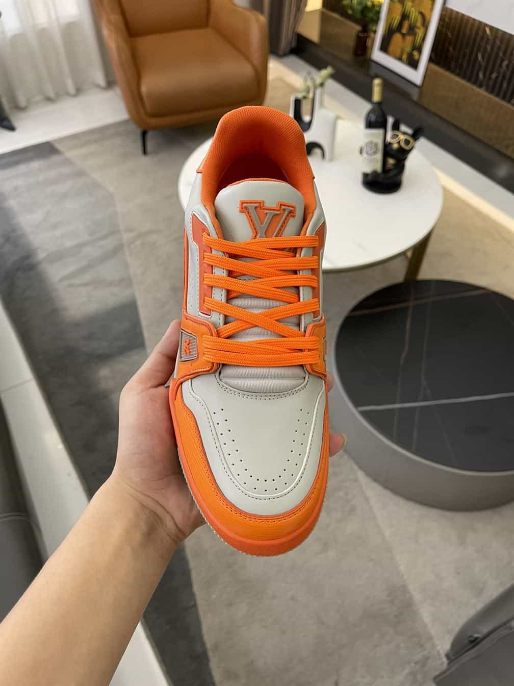 LOUIS VUITTON TRAINER SNEAKER - LSVT310