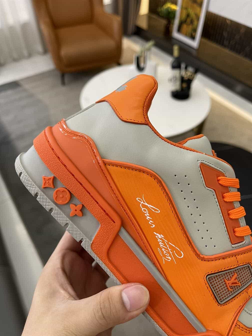 LOUIS VUITTON TRAINER SNEAKER - LSVT310