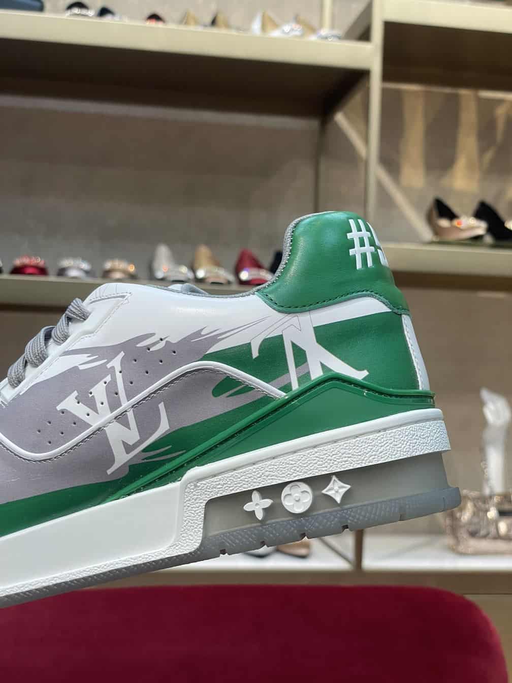 LOUIS VUITTON TRAINER SNEAKER - LSVT313