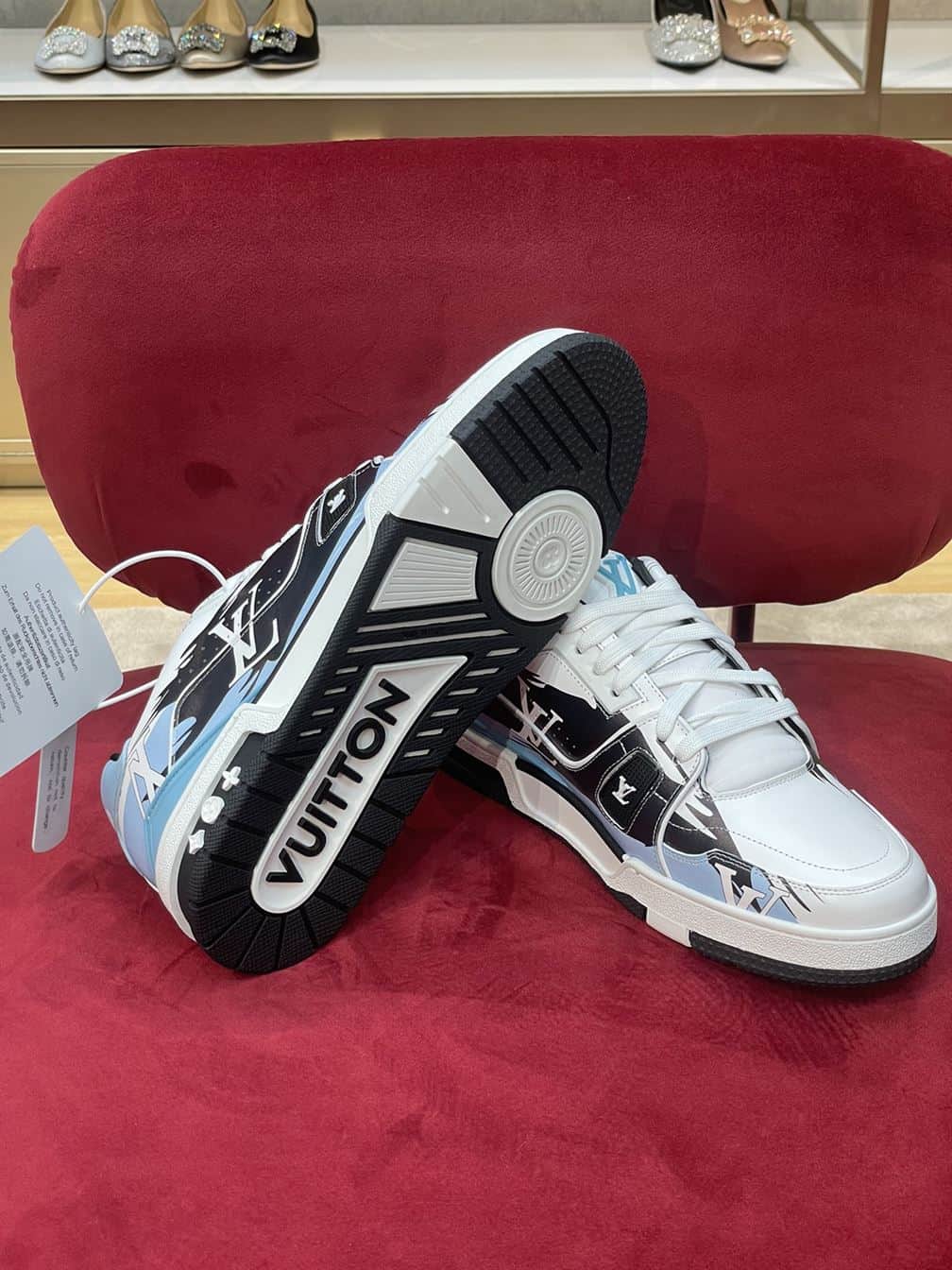 LOUIS VUITTON TRAINER SNEAKER - LSVT315