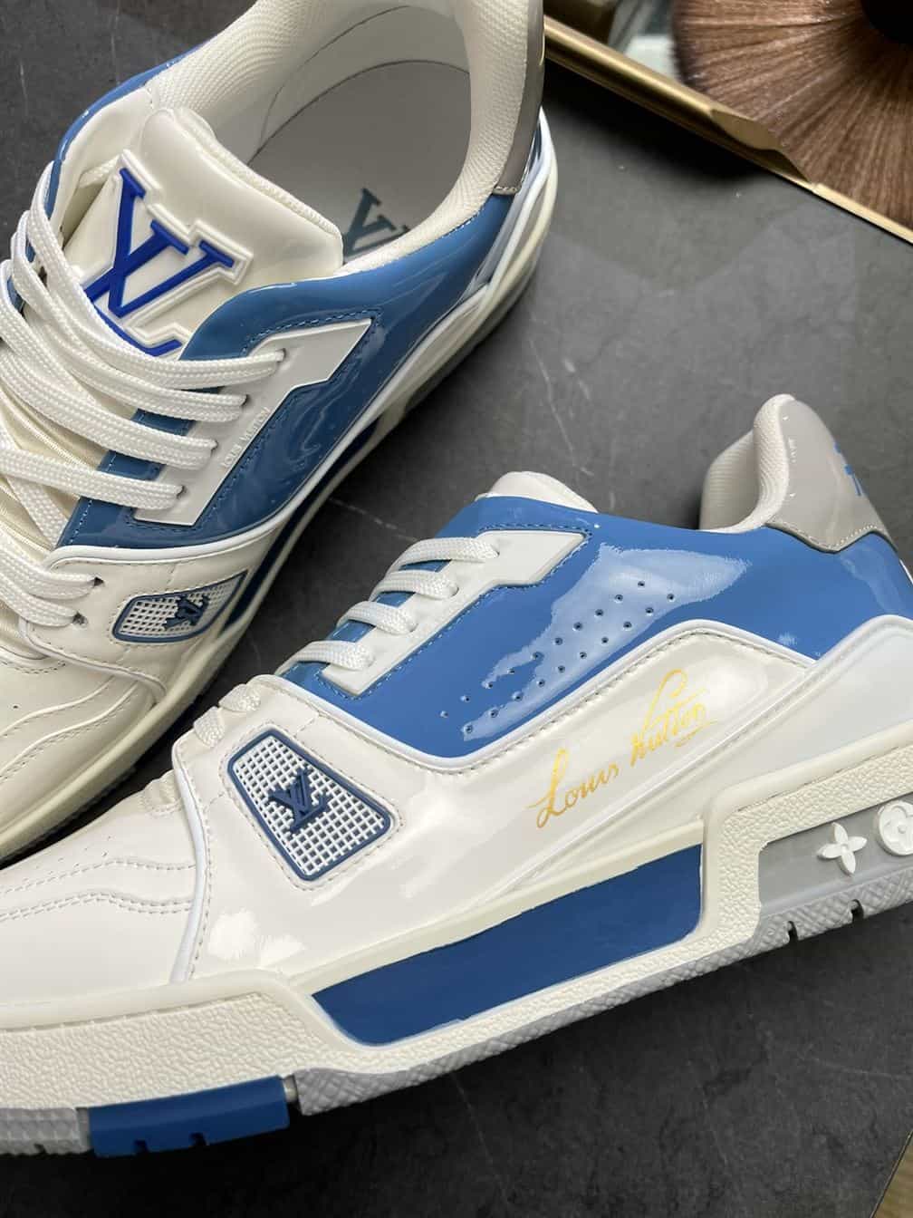 LOUIS VUITTON TRAINER SNEAKER - LSVT317