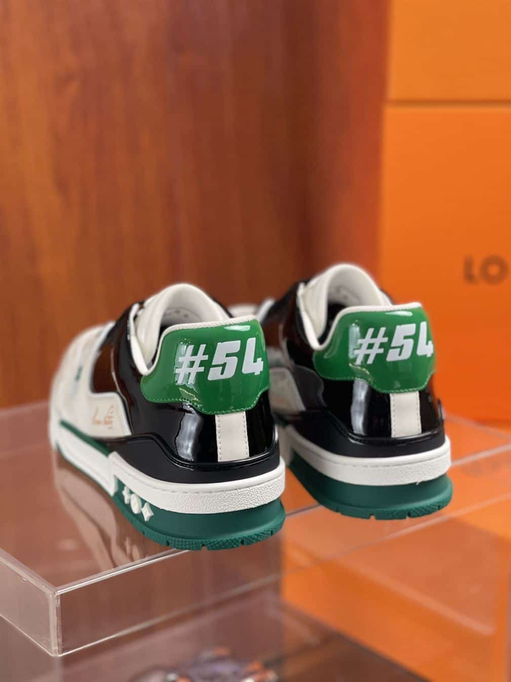 LOUIS VUITTON TRAINER SNEAKER - LSVT318