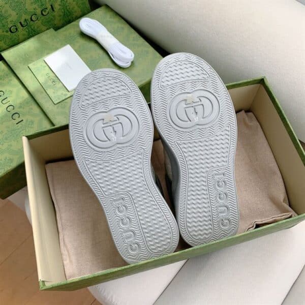 GUCCI MEN'S GG SNEAKER - GC119