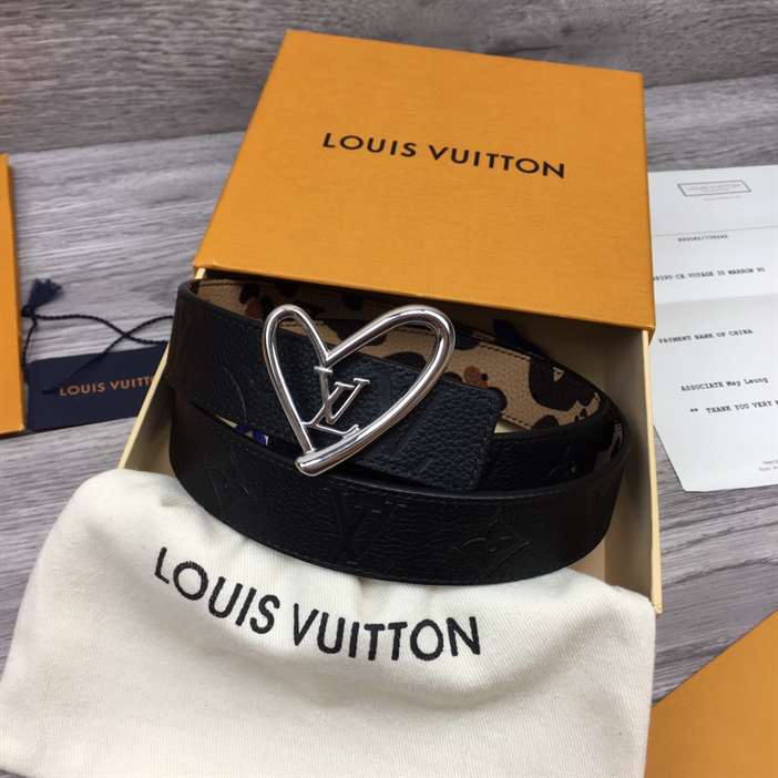 LOUIS VUITTON HEART BELT - B174