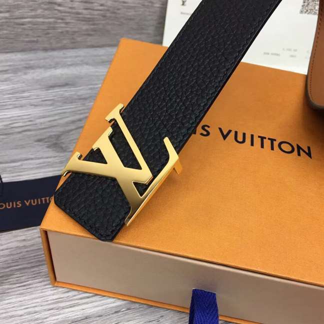LOUIS VUITTON INITIALES 40MM BELT - B181