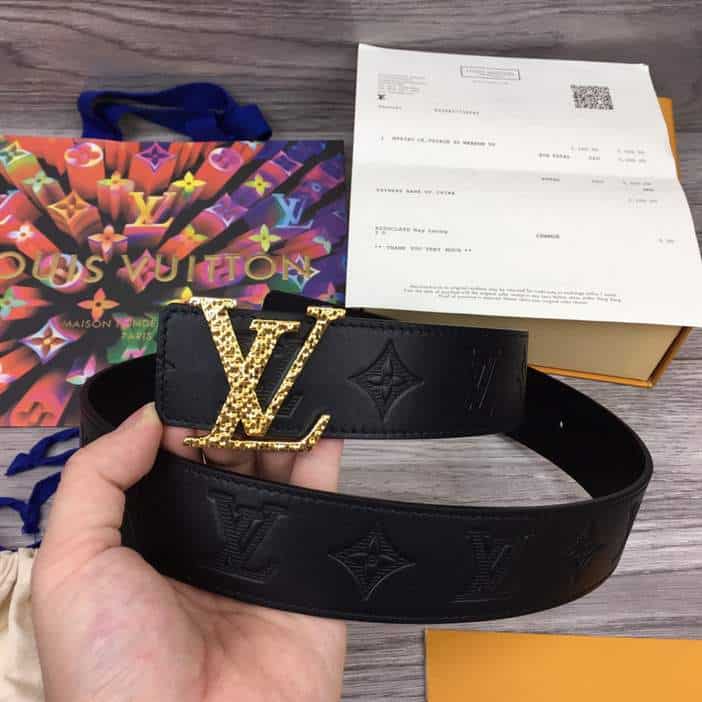 LOUIS VUITTON DIAMOND 40MM REVERSIBLE BELT - B172