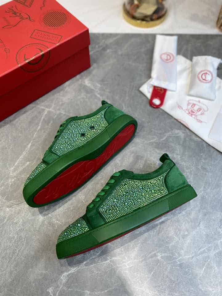 CHRISTIAN LOUBOUTIN LOW TOP SNEAKER - CL162