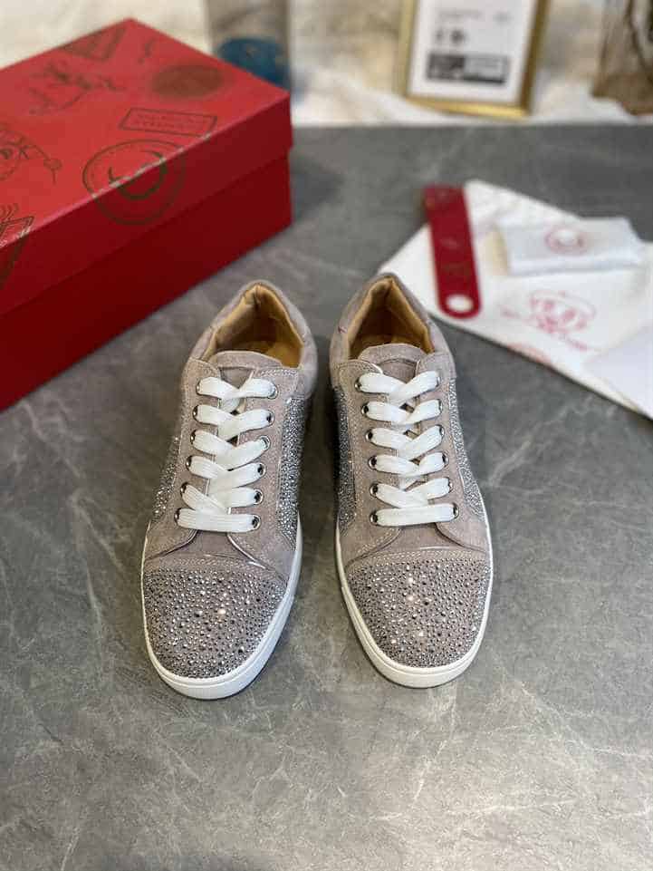 CHRISTIAN LOUBOUTIN LOW TOP SNEAKER - CL161