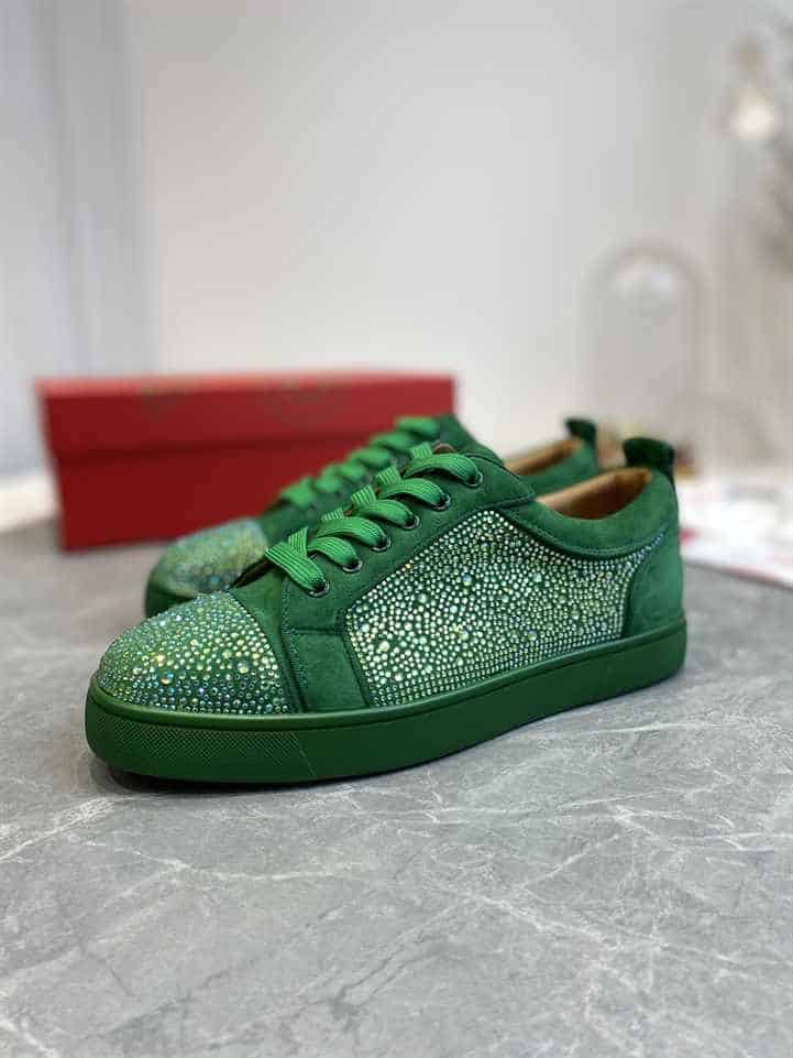 CHRISTIAN LOUBOUTIN LOW TOP SNEAKER - CL162