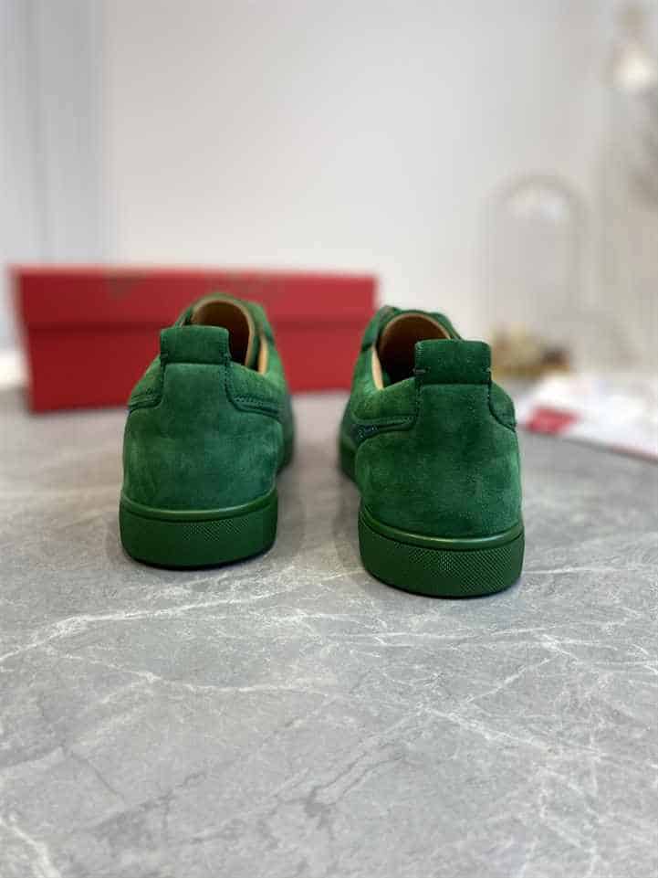 CHRISTIAN LOUBOUTIN LOW TOP SNEAKER - CL162