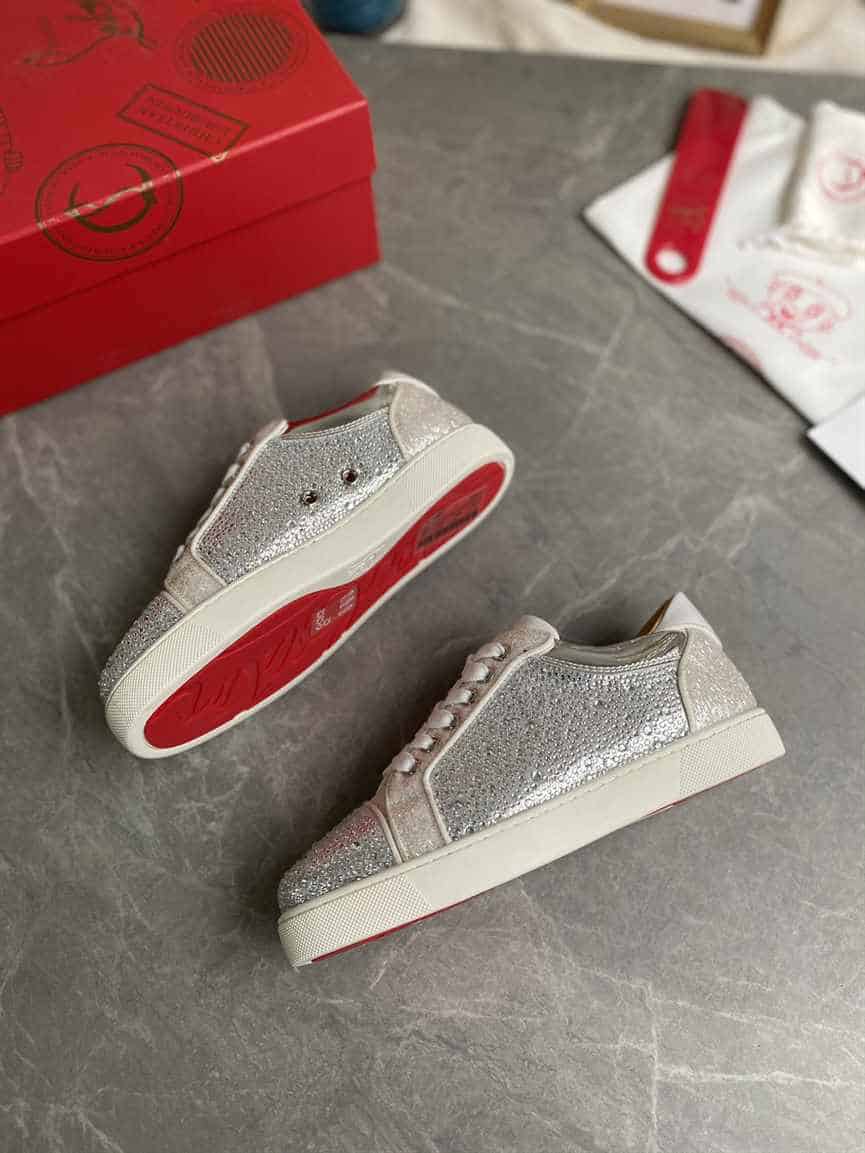 CHRISTIAN LOUBOUTIN LOW TOP SNEAKER - CL160