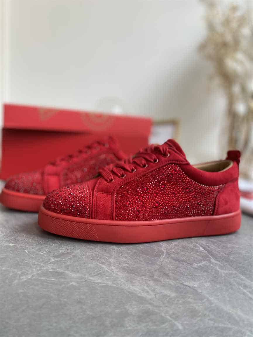 CHRISTIAN LOUBOUTIN LOW TOP SNEAKER - CL159