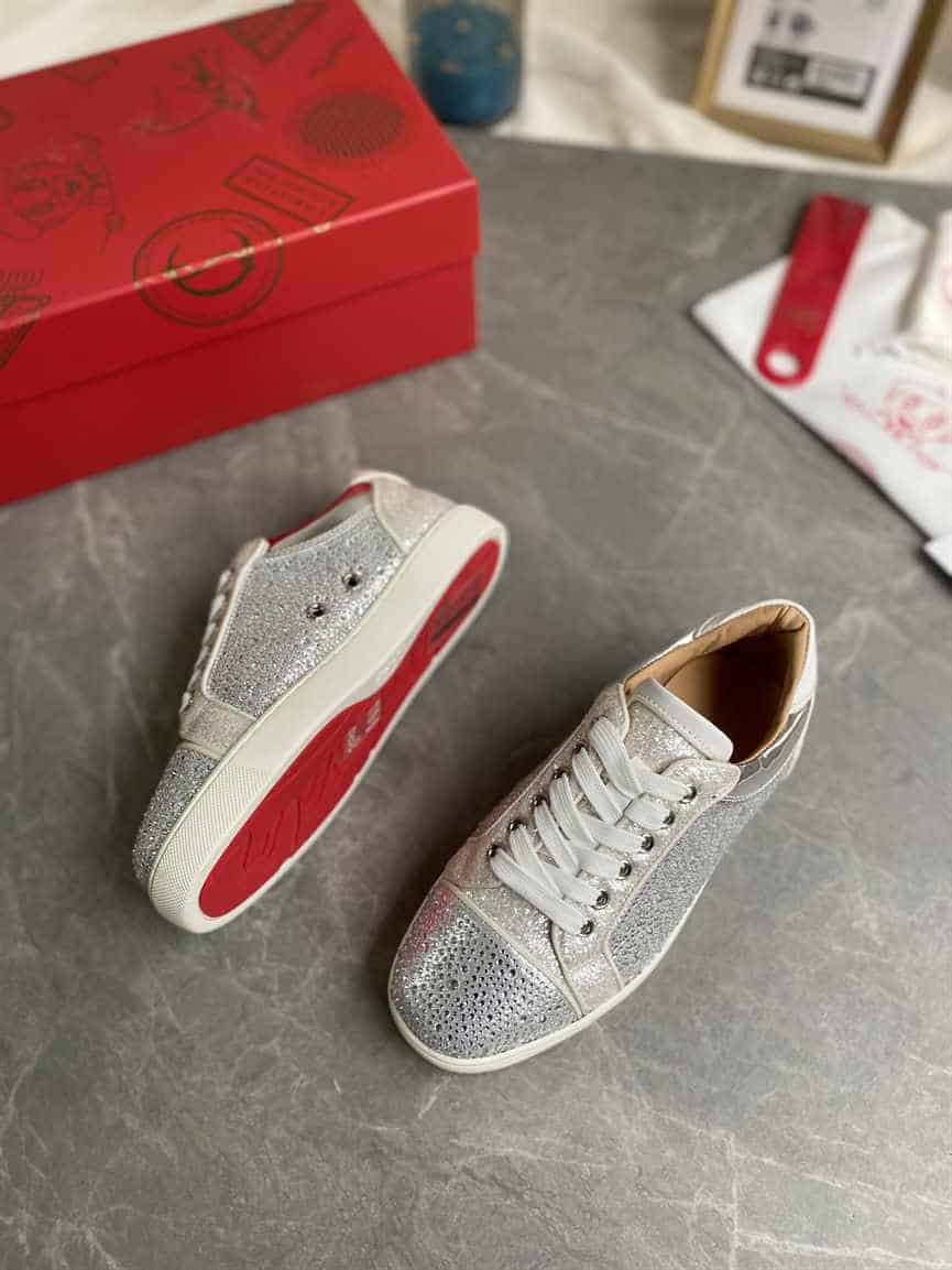 CHRISTIAN LOUBOUTIN LOW TOP SNEAKER - CL160