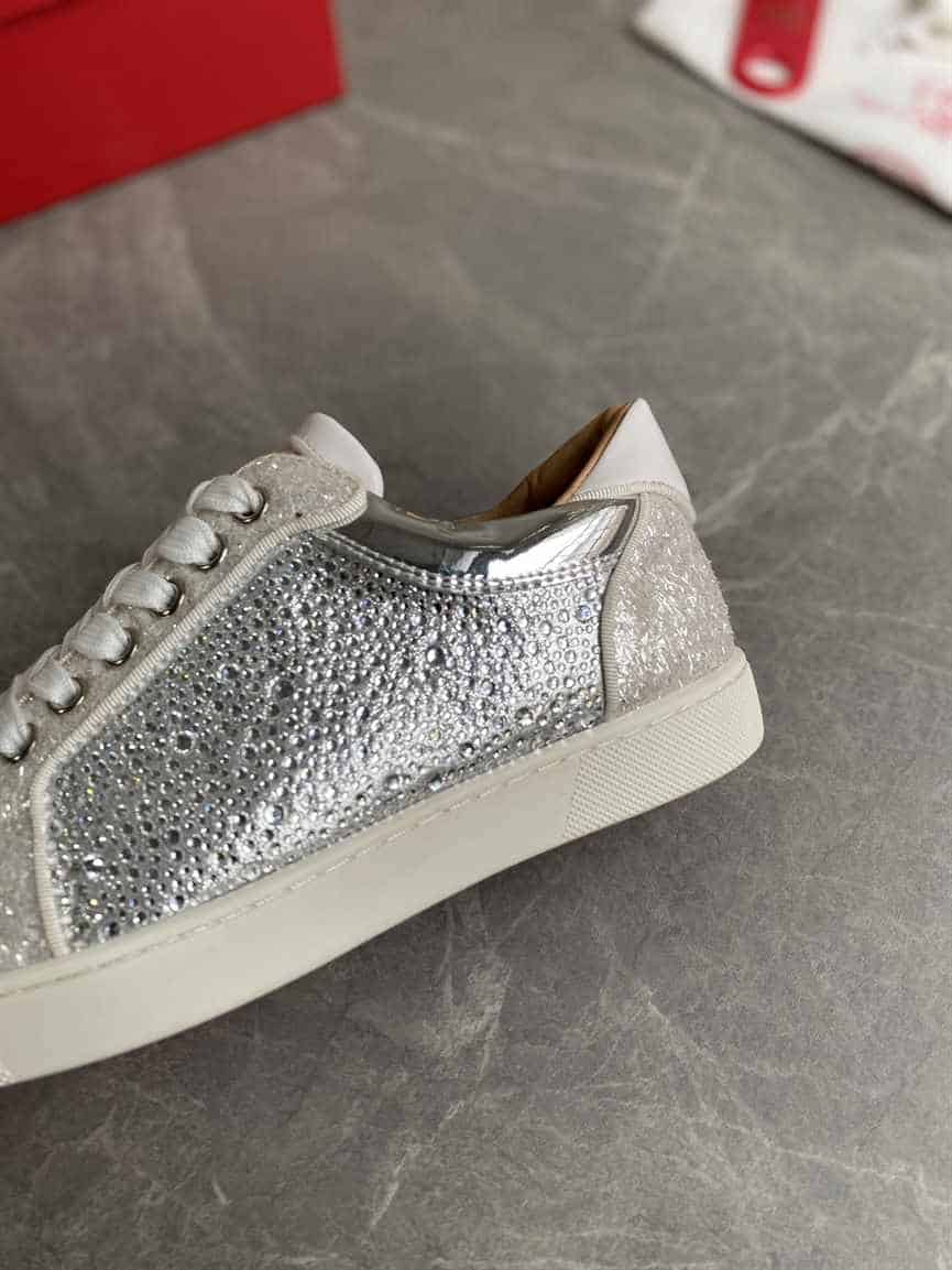 CHRISTIAN LOUBOUTIN LOW TOP SNEAKER - CL160